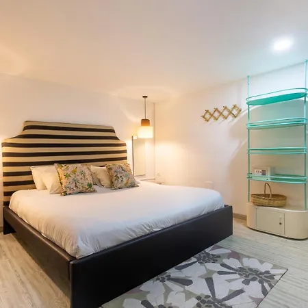 Al Alma Apart-suites